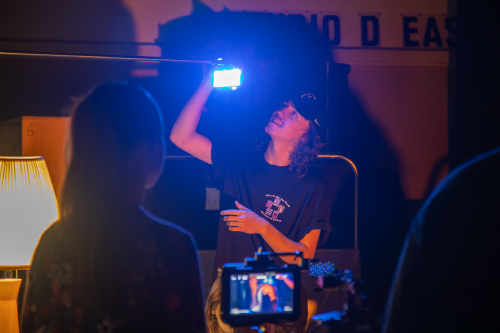 Students in “CA467 Cinematography and Soundrecording” experimenting with the new lighting equipment in class.